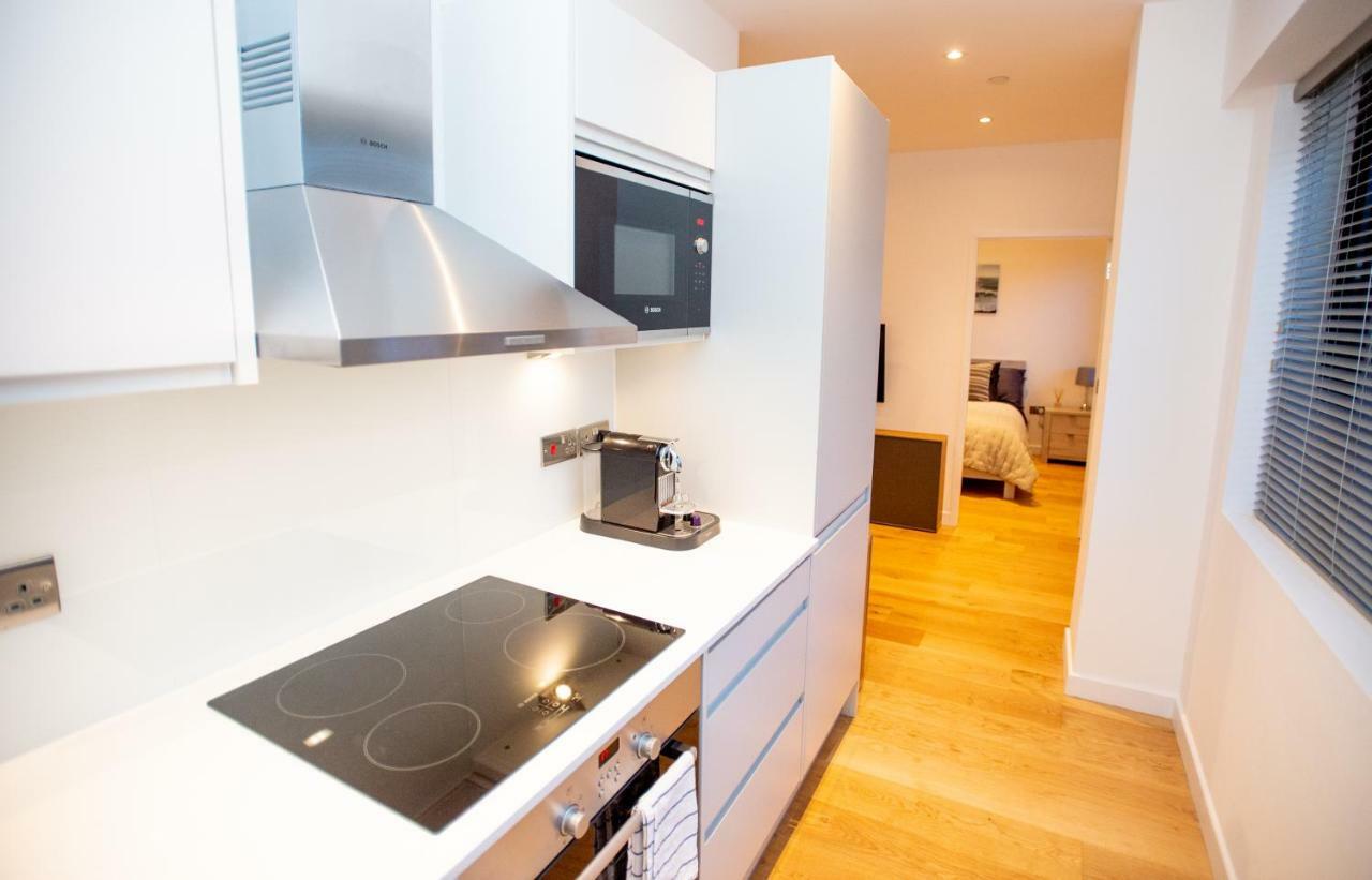 Stylish And Clean 1 Bed Apartment Maidenhead Town Center エクステリア 写真