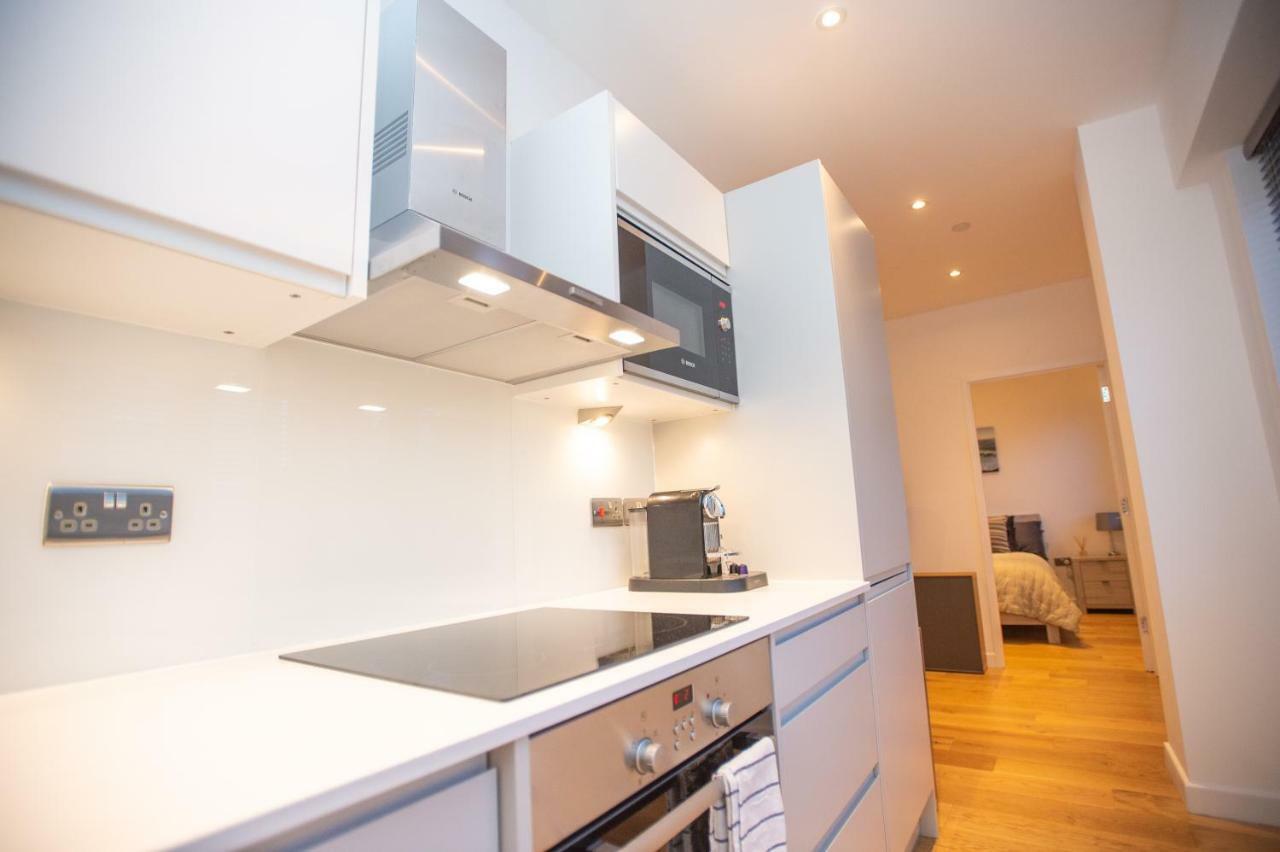 Stylish And Clean 1 Bed Apartment Maidenhead Town Center エクステリア 写真