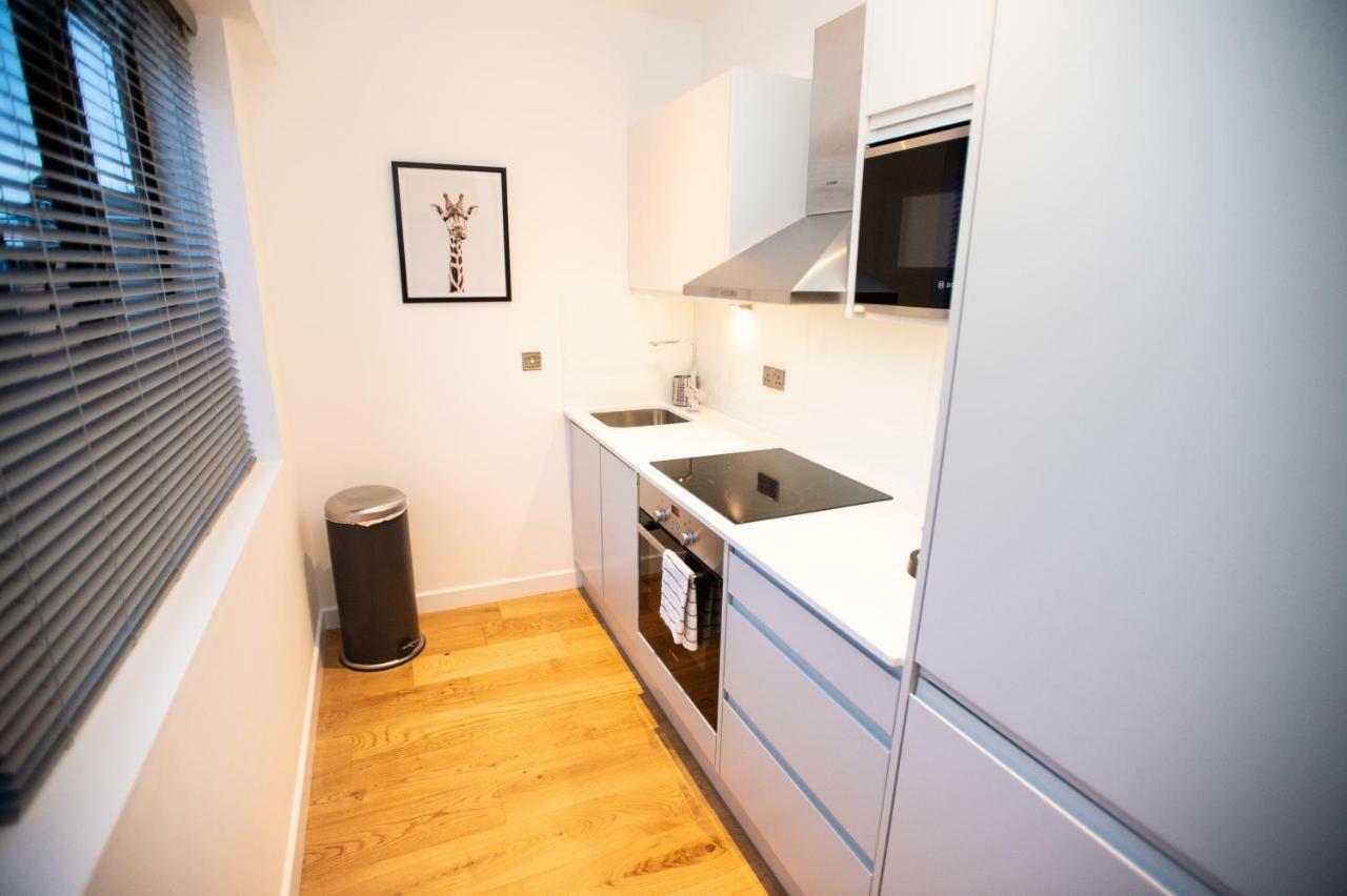 Stylish And Clean 1 Bed Apartment Maidenhead Town Center エクステリア 写真