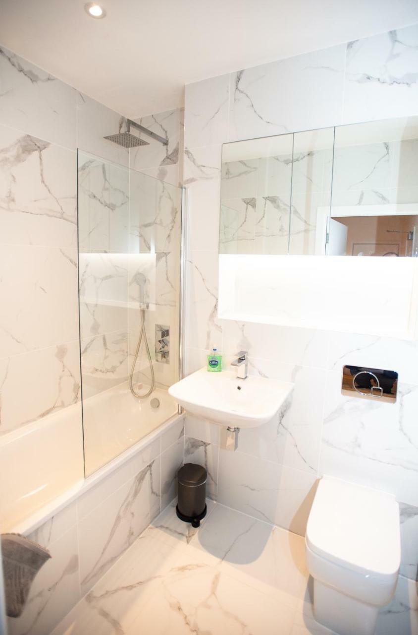 Stylish And Clean 1 Bed Apartment Maidenhead Town Center エクステリア 写真