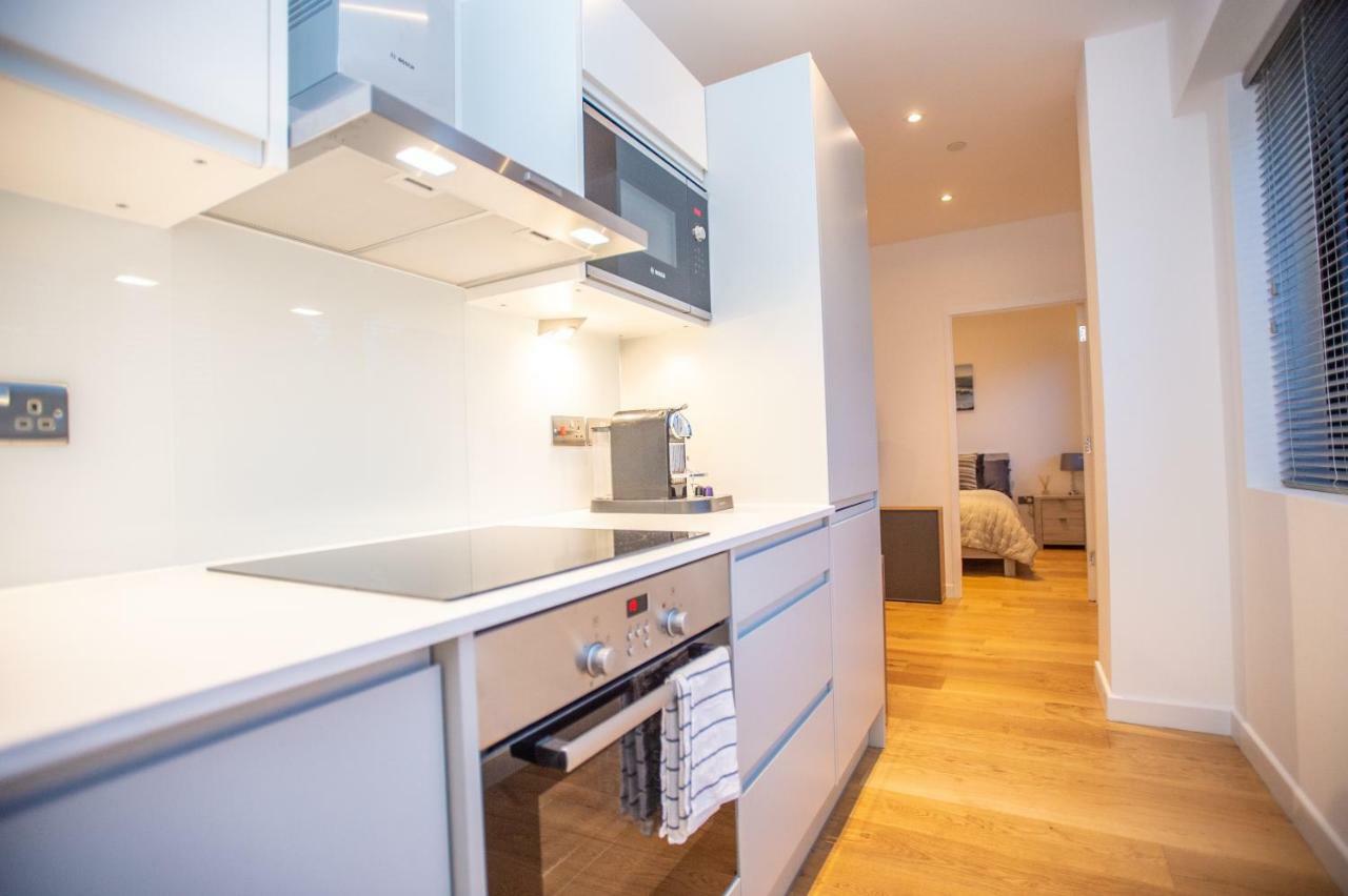 Stylish And Clean 1 Bed Apartment Maidenhead Town Center エクステリア 写真
